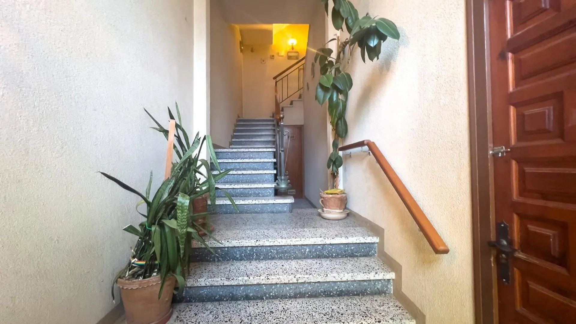 Caserna 13 - Luminoso Piso En Figueres Διαμέρισμα